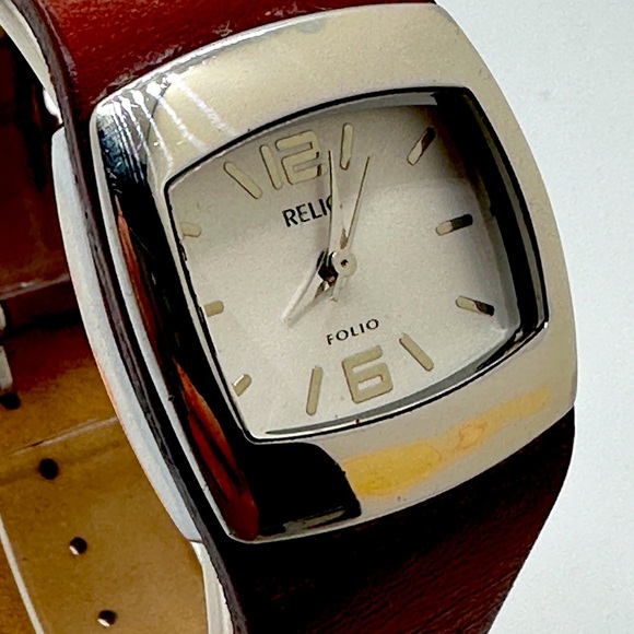 Relic Accessories - Woman’s Relic Folio Quartz Watch